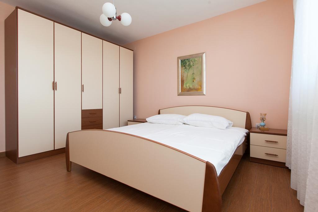 Apartment Anne Цриквеница Экстерьер фото
